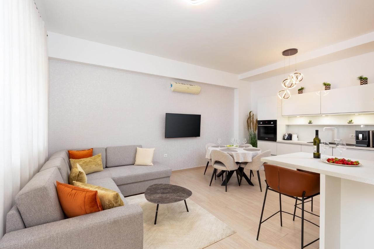 Stylish Apartment Mediterraneo Porec Bagian luar foto