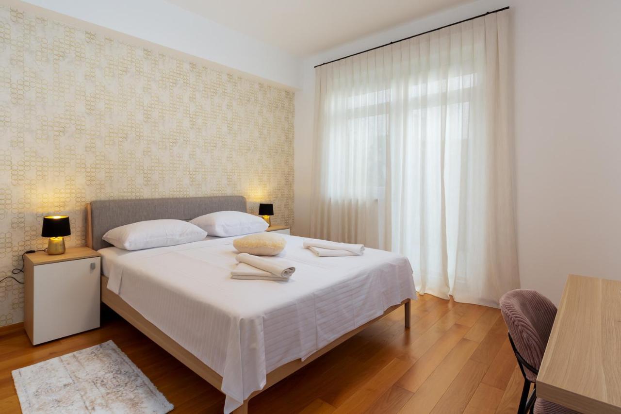 Stylish Apartment Mediterraneo Porec Bagian luar foto